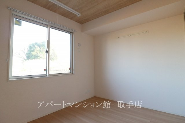 クレストヴィラⅡの居間・リビング