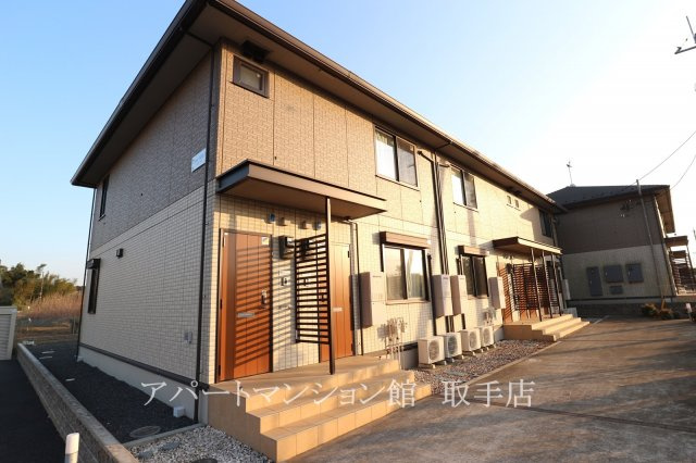 クレストヴィラⅡの外観