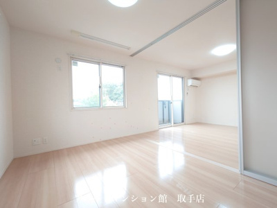 【居間・リビング】 | クレストヴィラⅡ