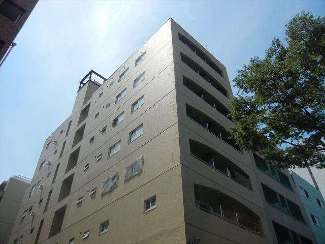瓦町ハイツめいじの外観