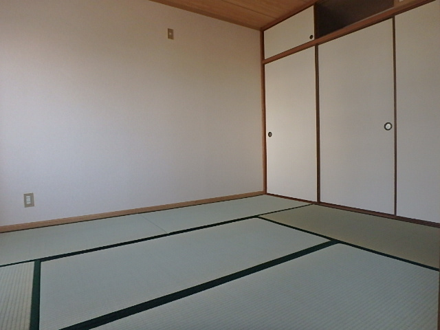 グリスローサの和室