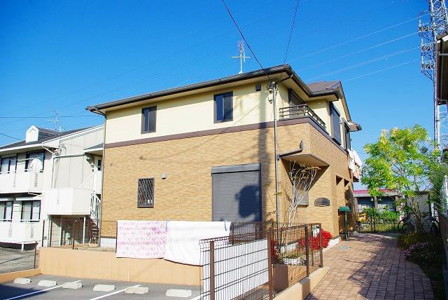 デュオ　シャンブルの外観|流行りのツートンカラーの外観です