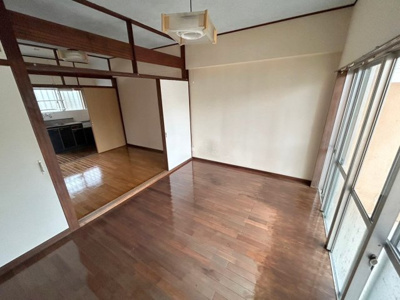 【洋室】 | 丸幸荘 | 丸幸荘★浦添市西原エリア
※同タイプ、202号室の写真になります