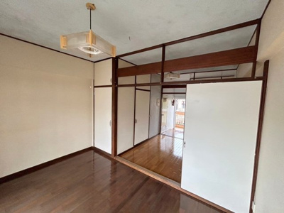【洋室】 | 丸幸荘 | 丸幸荘★浦添市西原エリア
※同タイプ、202号室の写真になります