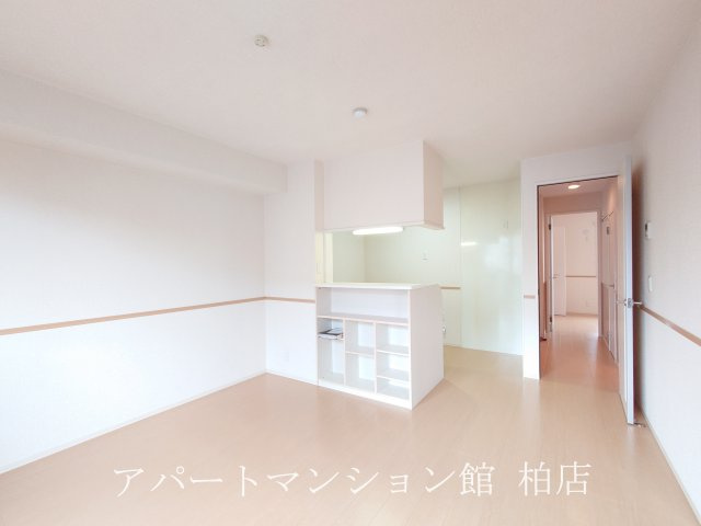 カシータⅡの居間・リビング