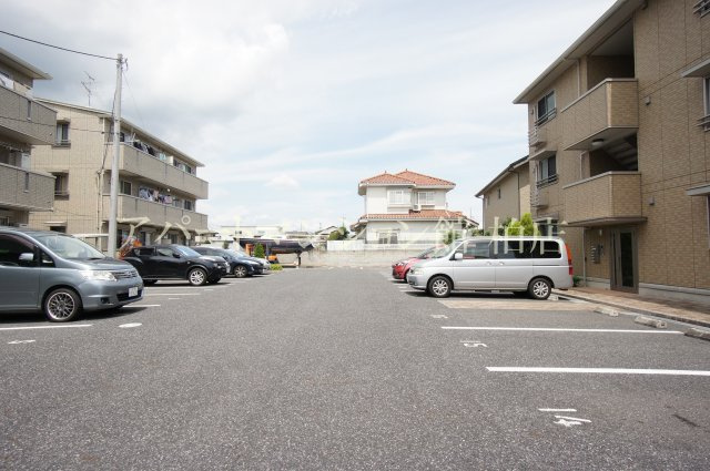 カシータⅢの駐車場