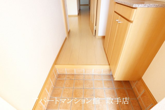 ヴィラブリーゼBの玄関