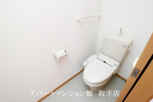 ヴィラブリーゼBのトイレ