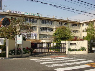 【周辺】 | 約1300ｍ　川崎市立宮前平中学校　(通学中学校)