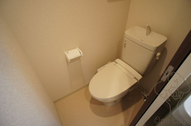 ラグゼ十三本町のトイレ