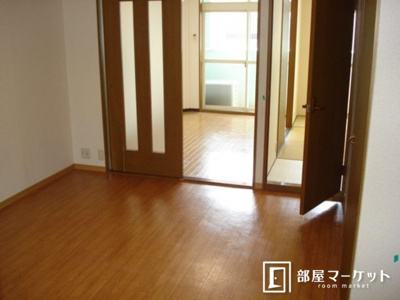 【居間・リビング】 | クリスタルヒルズⅡ