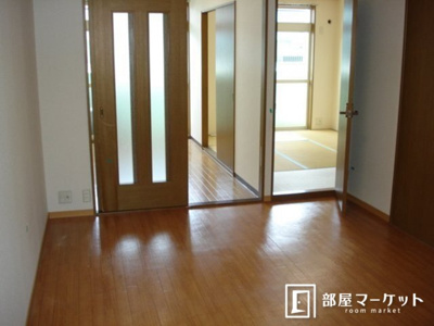 【居間・リビング】 | クリスタルヒルズⅡ