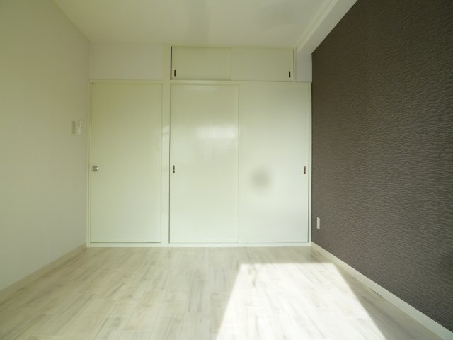 サンライフ堺の洋室