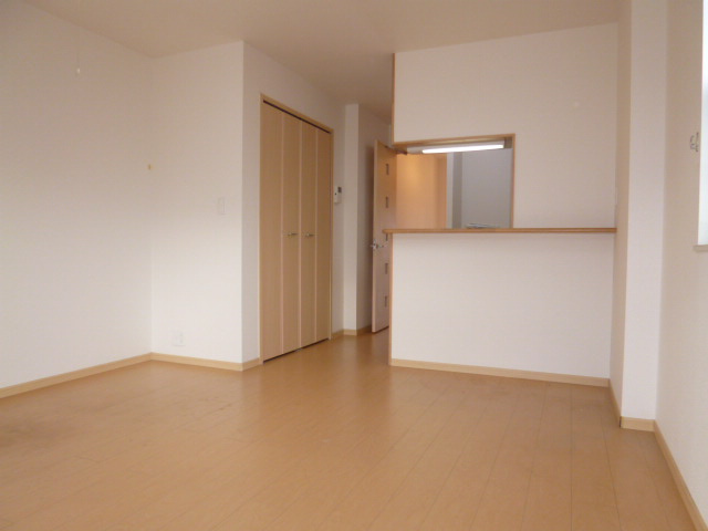 プラシードの居間・リビング|洋室