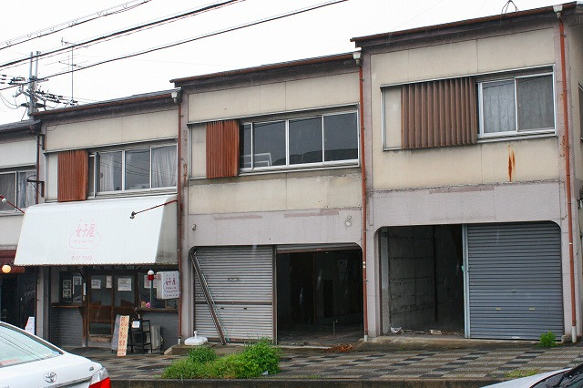 藤ノ木台1丁目店舗付住宅の外観