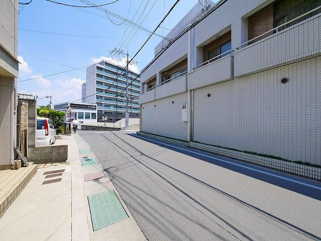 澤井ビル(朝日町)の周辺