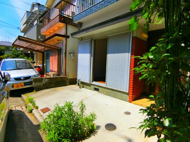 Re-Home福田の駐車場