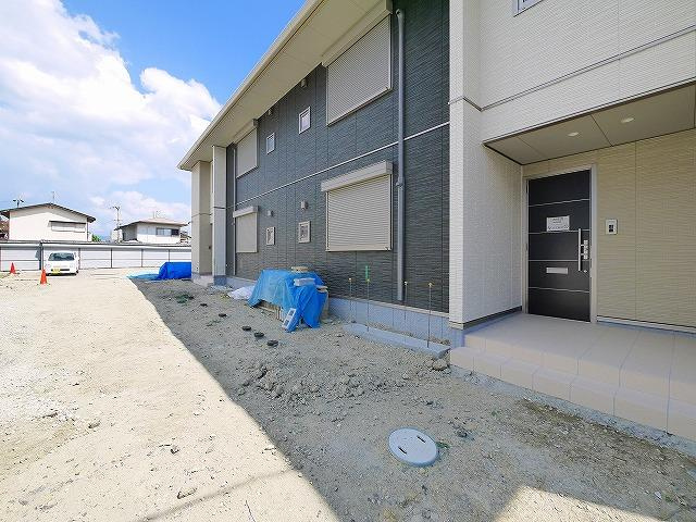 アン ファミーユのエントランス|工事中