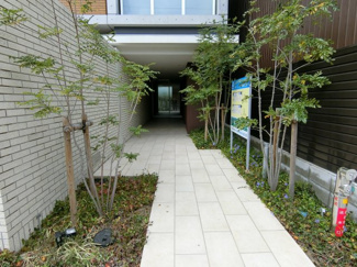 【エントランス】