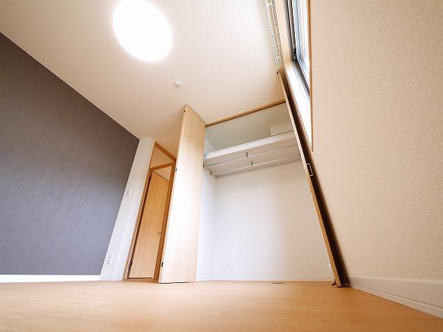 ラテール平城Ｂの収納|便利な収納スペースです