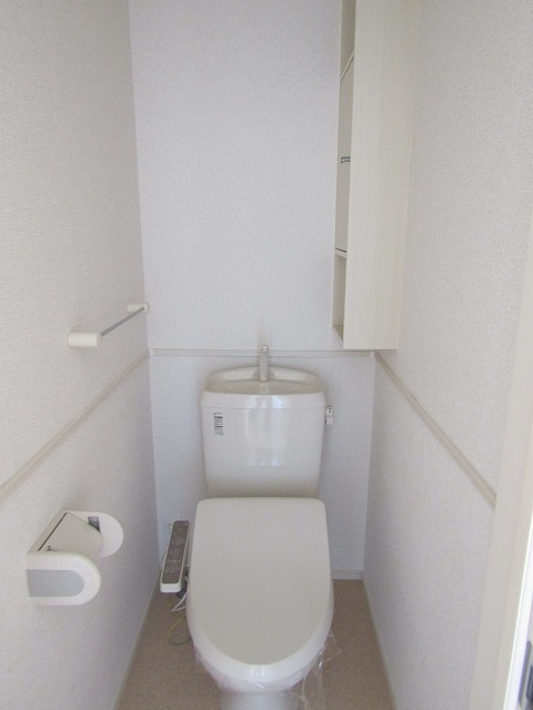 ウエスト　ウッドのトイレ