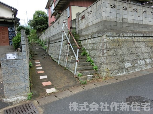 習志野市屋敷1丁目　売地の前面道路含む現地写真|更地になりました