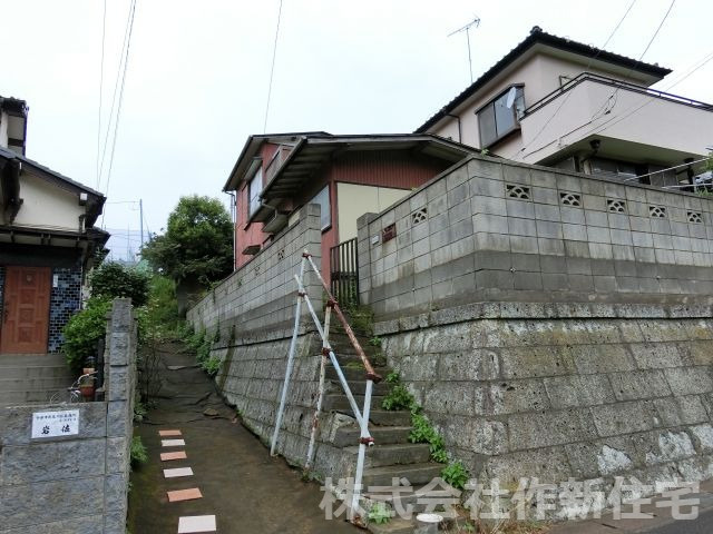 習志野市屋敷1丁目　売地の前面道路含む現地写真|更地になりました