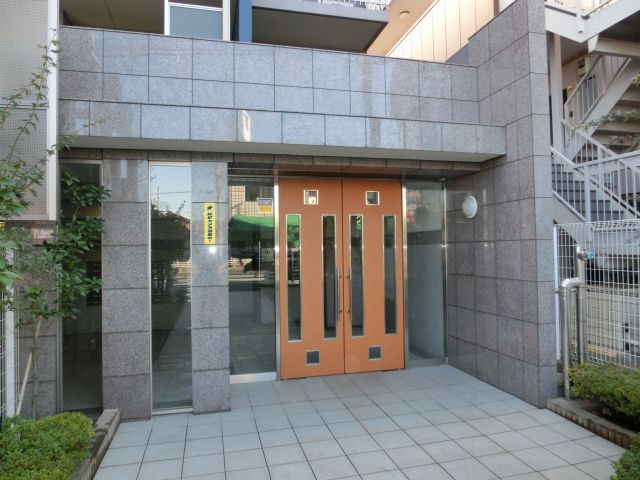 カインドステージ川越のエントランス