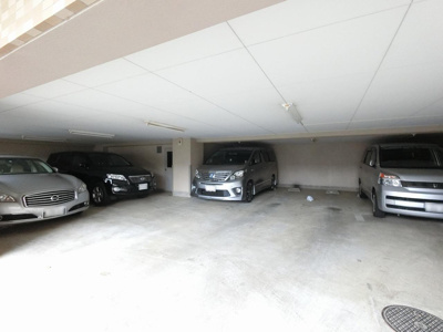【駐車場】 | 鴨居第２ローヤルコーポ