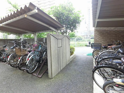 【その他共用部分】 | 鴨居第２ローヤルコーポ | 駐輪場