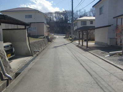 【周辺】 | 箕輪町福与 売地 | 外観と前面道路