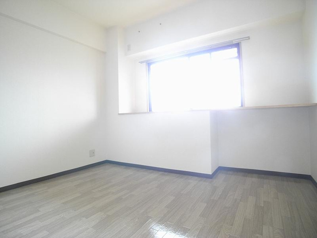 【洋室】 | WESTヒルズ新鴻池