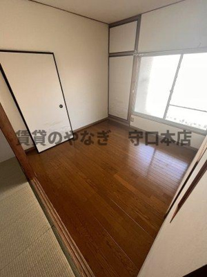 【洋室】 | 滝井元町2丁目貸家