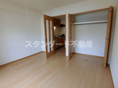 【洋室】 | サニーレジデンス吉野