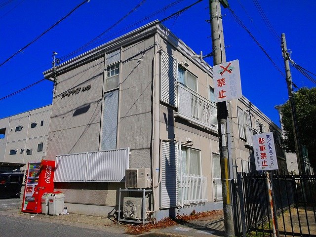 パークサイドハイツの外観|落ち着いた雰囲気の外観です