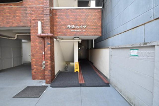 【エントランス】 | エントランス