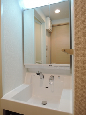 【独立洗面台】 | スペチアーレ桜ケ丘 | ☆シャンプードレッサー☆