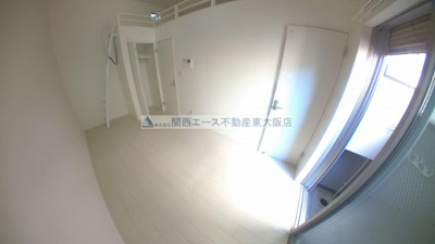  | クロスレジデンス放出