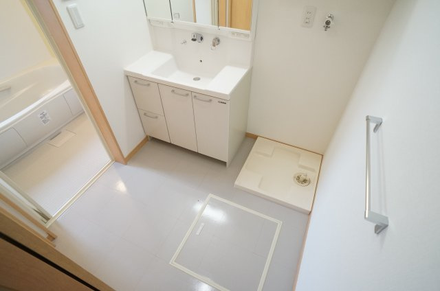 グリーンカーサの洗面所