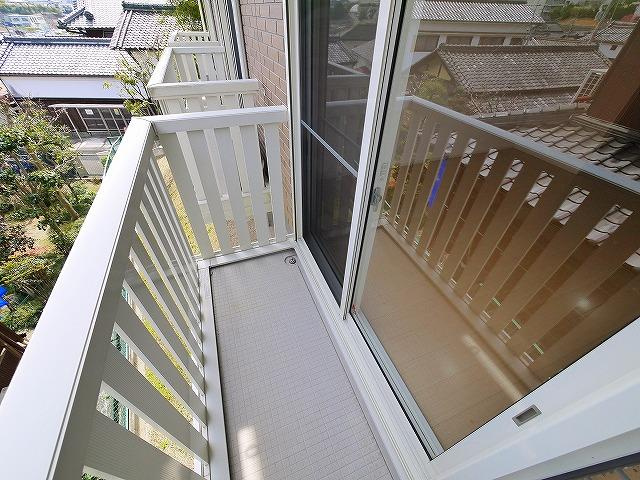 グランモア学園前のバルコニー|陽当たり良好なバルコニーです