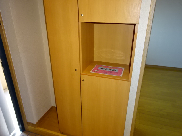 ユーミー川辺の内装|シューズボックス