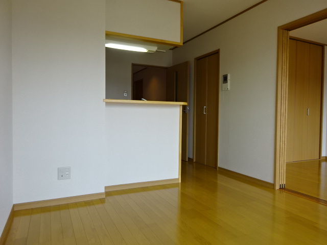 ユーミー川辺の居間・リビング