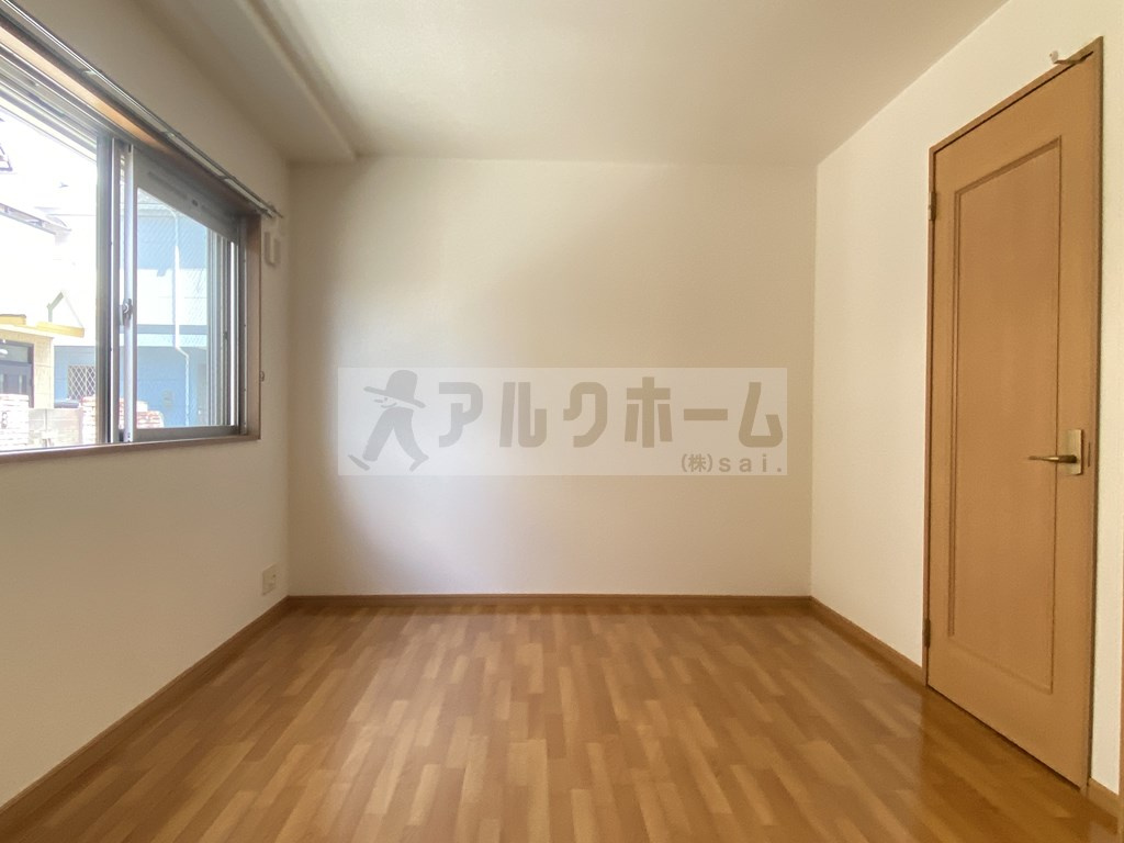 フォーリストリヴァーの洋室