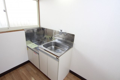 【キッチン】 | 第５ドエル小泉 | 別部屋の参考写真です。