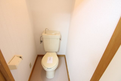 【トイレ】 | 第５ドエル小泉 | 別部屋の参考写真です。