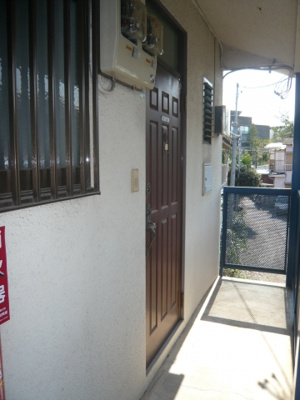 【玄関】 | 第3しげるハイツ | 明るい玄関です
