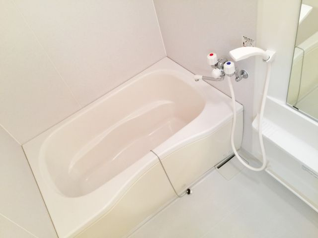 グランメールＣ棟の浴室