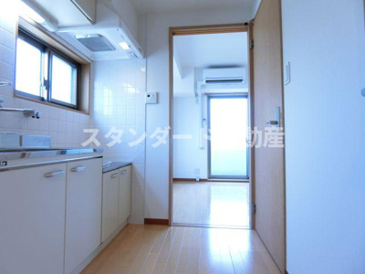 【キッチン】 | メゾンドアヴェルⅣ