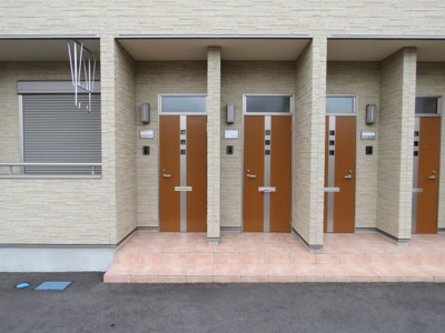 【エントランス】 | ラルーチェ