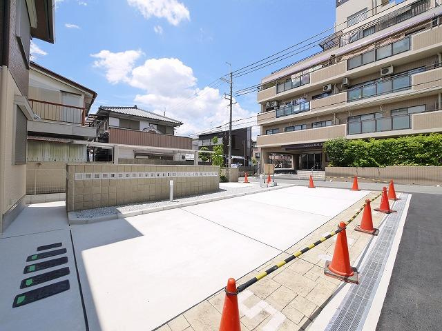 シャーメゾン南紀寺の駐車場|駐車場完備です